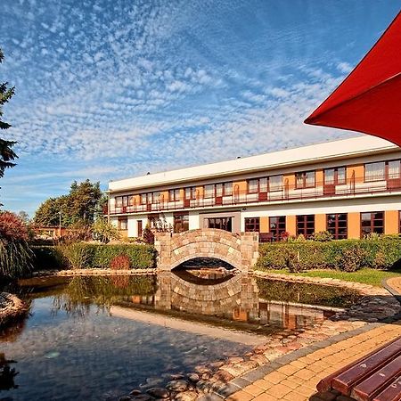 Osrodek Wypoczynkowy Star Hotel Leba Ngoại thất bức ảnh