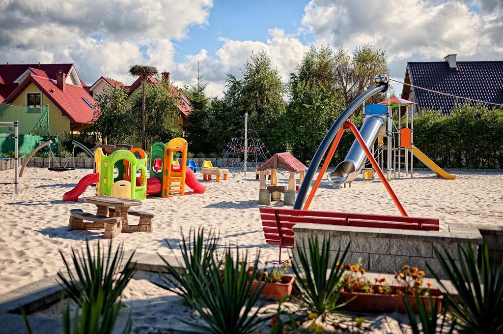 Osrodek Wypoczynkowy Star Hotel Leba Ngoại thất bức ảnh